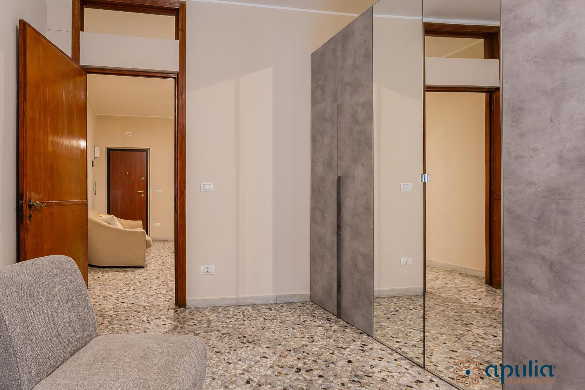 Piccinni Guesthouse By Apulia Accommodation Барі Екстер'єр фото