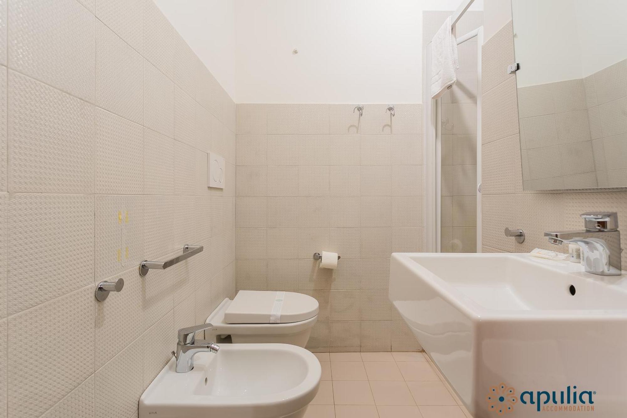 Piccinni Guesthouse By Apulia Accommodation Барі Екстер'єр фото